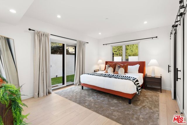 3464 Greenwood Avenue, Los Angeles, CA 90066
