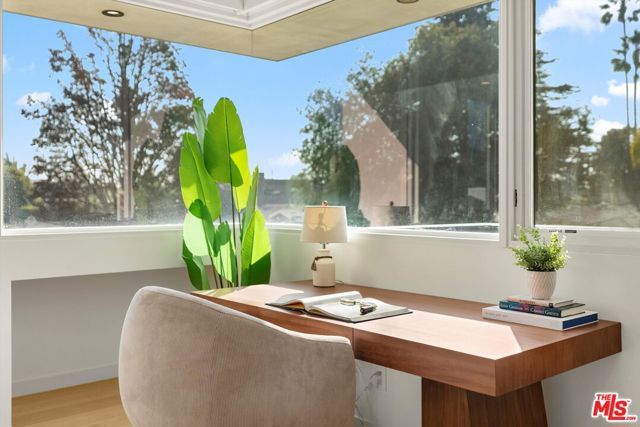 3464 Greenwood Avenue, Los Angeles, CA 90066