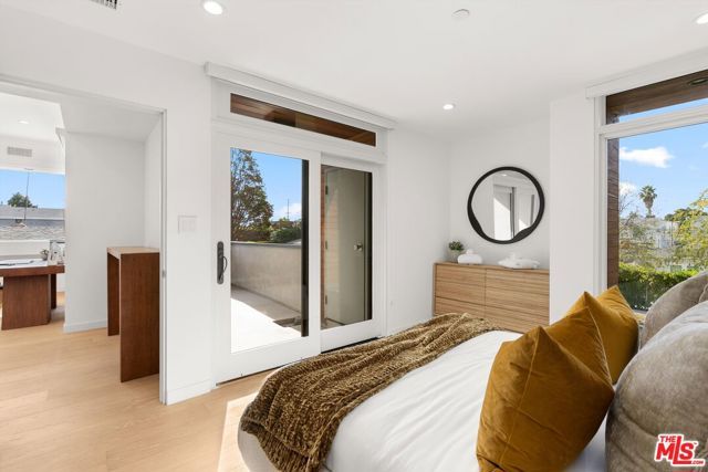 3464 Greenwood Avenue, Los Angeles, CA 90066