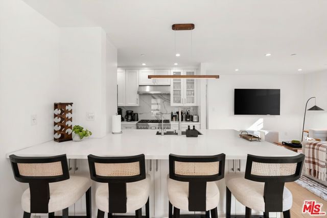 3464 Greenwood Avenue, Los Angeles, CA 90066