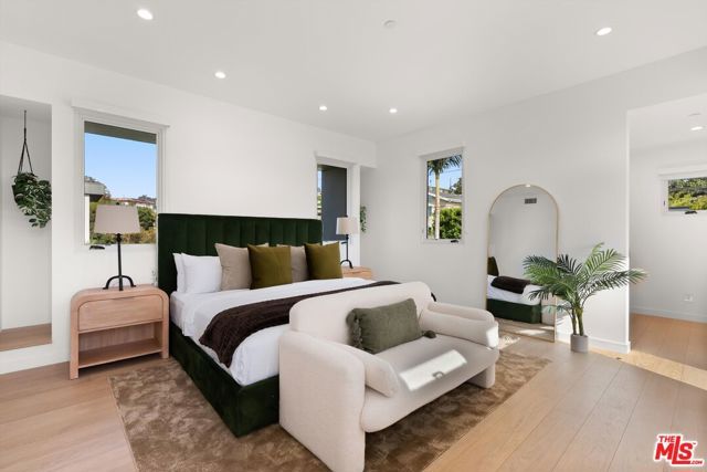 3464 Greenwood Avenue, Los Angeles, CA 90066