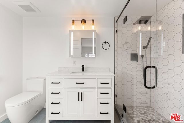 3464 Greenwood Avenue, Los Angeles, CA 90066