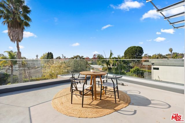 3464 Greenwood Avenue, Los Angeles, CA 90066