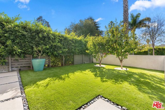 3464 Greenwood Avenue, Los Angeles, CA 90066
