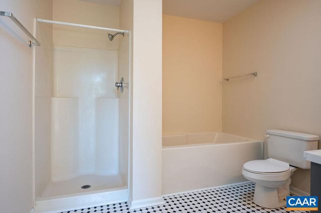 121 SUNDROPS CT, Charlottesville, VA 22902