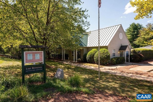 121 SUNDROPS CT, Charlottesville, VA 22902