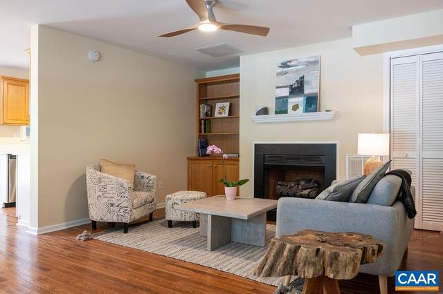 121 SUNDROPS CT, Charlottesville, VA 22902