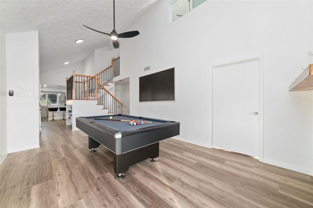 717 Davis Road, League City, TX 77573