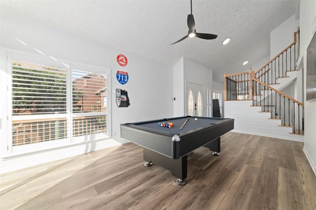 717 Davis Road, League City, TX 77573