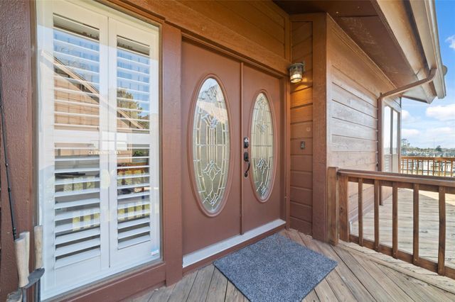 717 Davis Road, League City, TX 77573