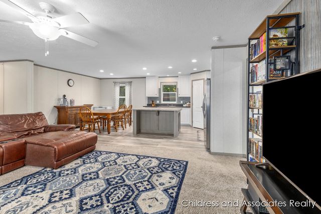 1824 Rhoda Street, Lowell, MI 49331