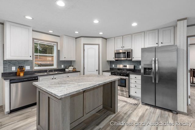 1824 Rhoda Street, Lowell, MI 49331