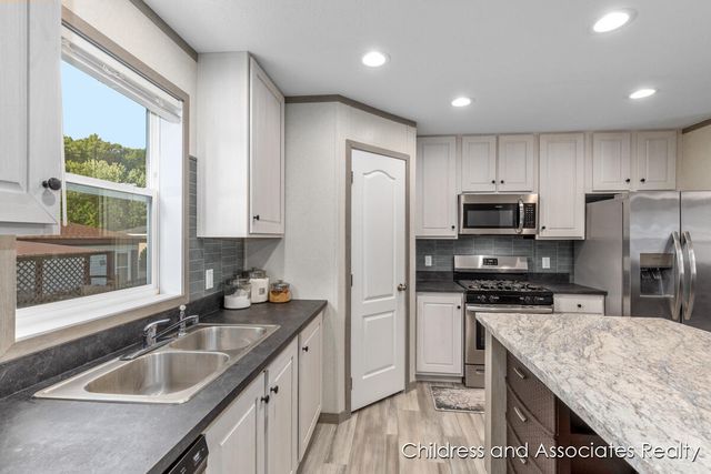 1824 Rhoda Street, Lowell, MI 49331