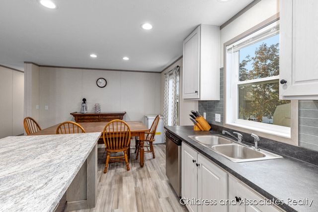 1824 Rhoda Street, Lowell, MI 49331