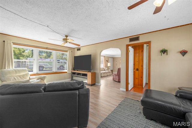 3301 Lark Drive, Arnold, MO 63010