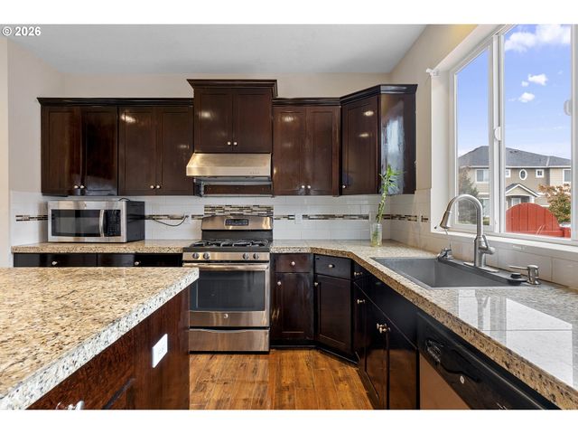 12312 Se ZION St, Damascus, OR 97089