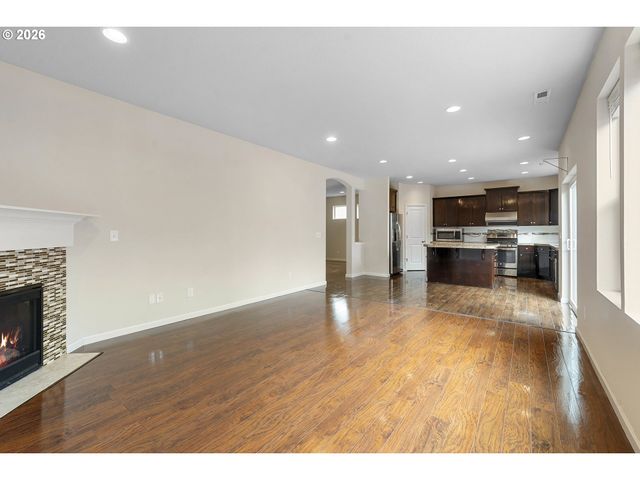12312 Se ZION St, Damascus, OR 97089