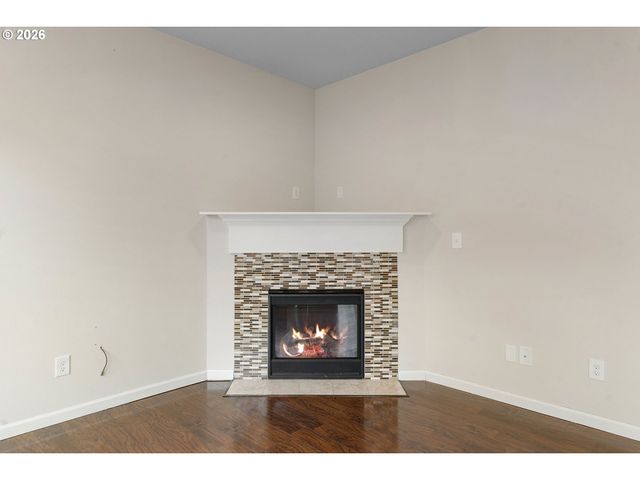 12312 Se ZION St, Damascus, OR 97089