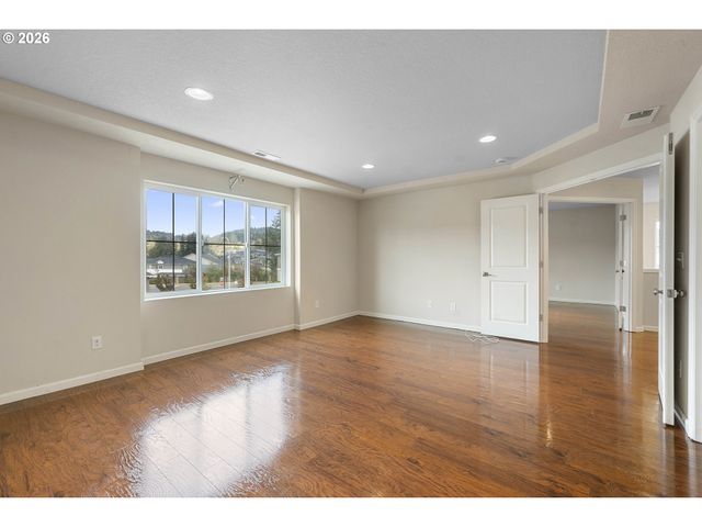 12312 Se ZION St, Damascus, OR 97089