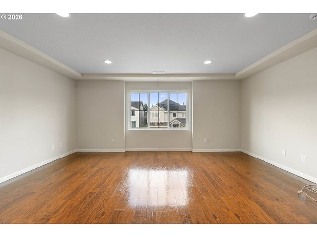 12312 Se ZION St, Damascus, OR 97089