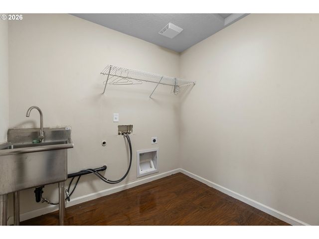 12312 Se ZION St, Damascus, OR 97089