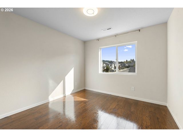 12312 Se ZION St, Damascus, OR 97089