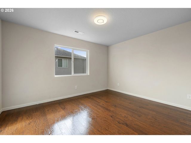 12312 Se ZION St, Damascus, OR 97089