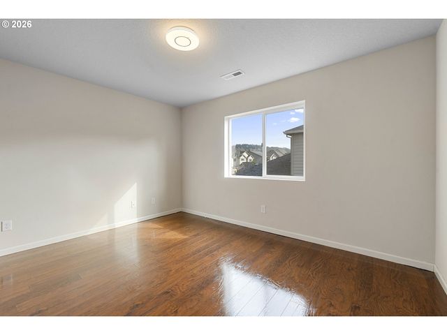 12312 Se ZION St, Damascus, OR 97089