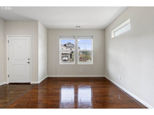12312 Se ZION St, Damascus, OR 97089