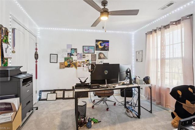 5 Rexford DR, Newport News, VA 23608