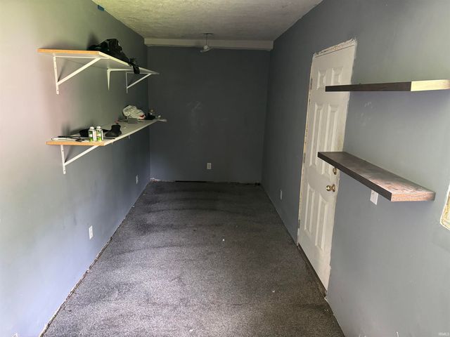 57999 Ellis Street, Elkhart, IN 46516