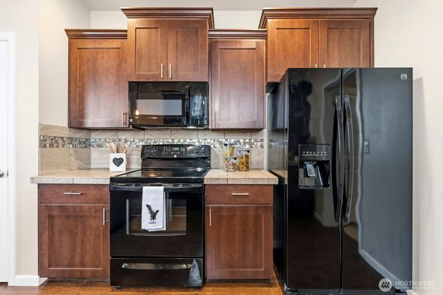 14441 100th Ave SE, Yelm, WA 98597