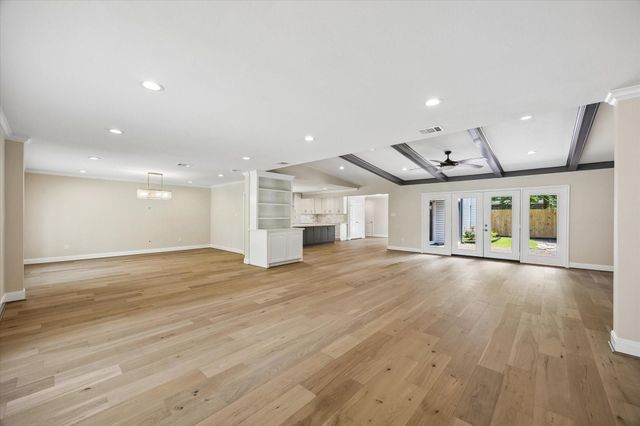 9407 Cranleigh Court, Houston, TX 77096