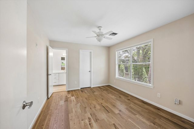9407 Cranleigh Court, Houston, TX 77096