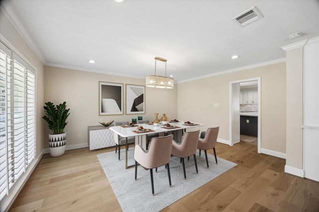 9407 Cranleigh Court, Houston, TX 77096