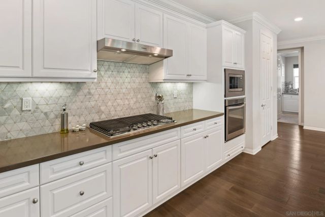 6389 Lake Atlin Avenue, San Diego, CA 92119