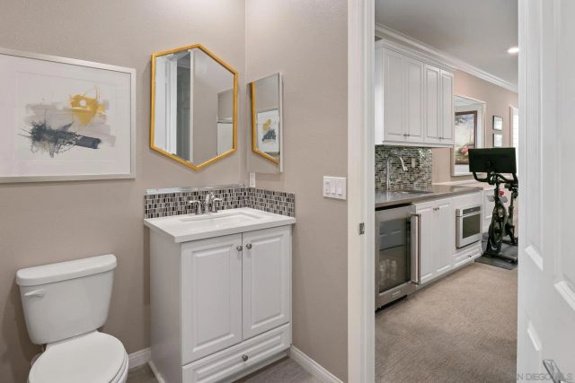 6389 Lake Atlin Avenue, San Diego, CA 92119