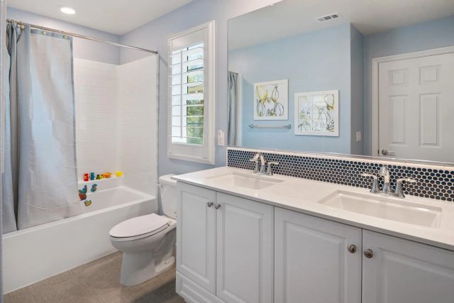 6389 Lake Atlin Avenue, San Diego, CA 92119