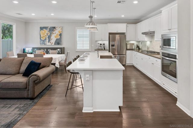 6389 Lake Atlin Avenue, San Diego, CA 92119