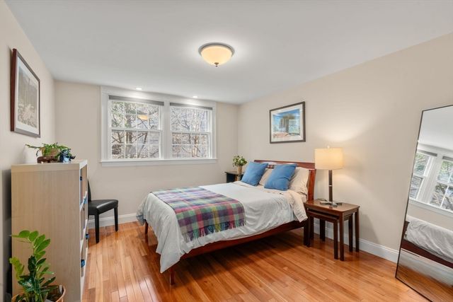 83 Fuller St 2, Brookline, MA 02446