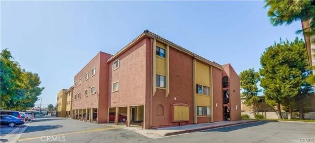 1017 W Bishop Street A, Santa Ana, CA 92703