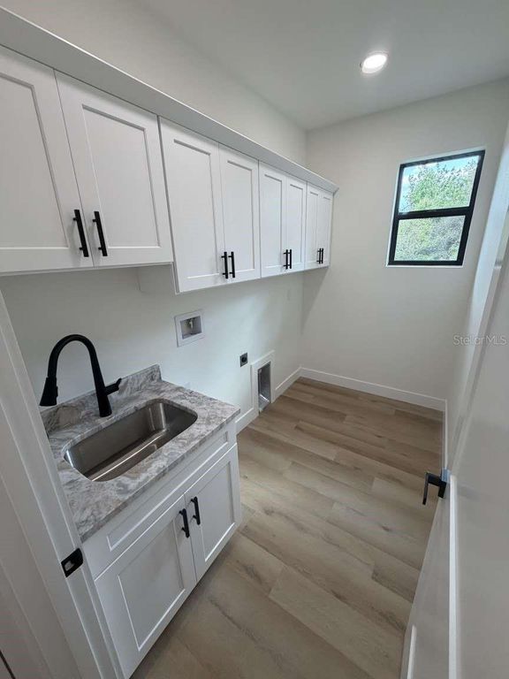 Image 31 of property listing at 3220 ALGER STREET, North Port, FL 34286