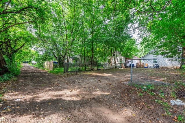3123 W 68th Street, Cleveland, OH 44102