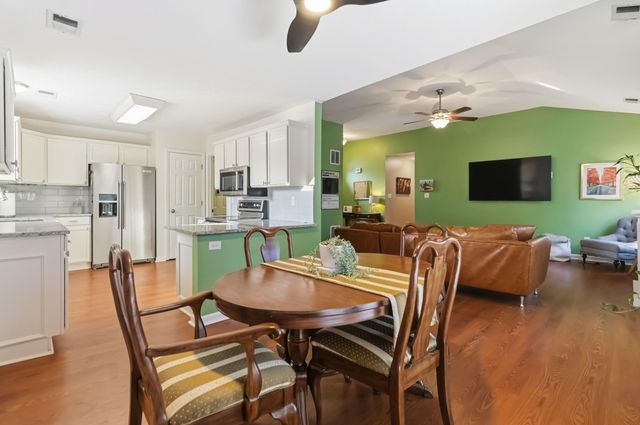 1280 Kennecott Way, Lexington, KY 40514