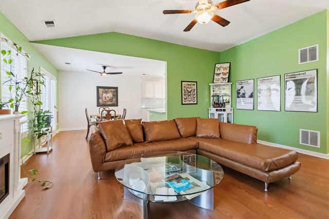 1280 Kennecott Way, Lexington, KY 40514