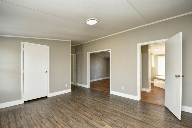 3833 Mayfield Dr., Conway, SC 29526