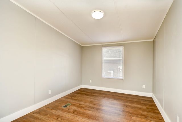 3833 Mayfield Dr., Conway, SC 29526