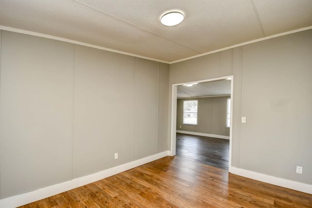 3833 Mayfield Dr., Conway, SC 29526