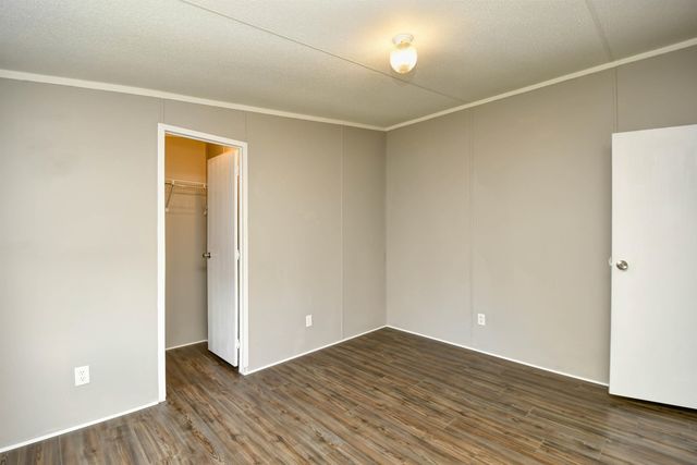 3833 Mayfield Dr., Conway, SC 29526