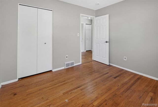 27754 Townley Avenue, Madison Heights, MI 48071
